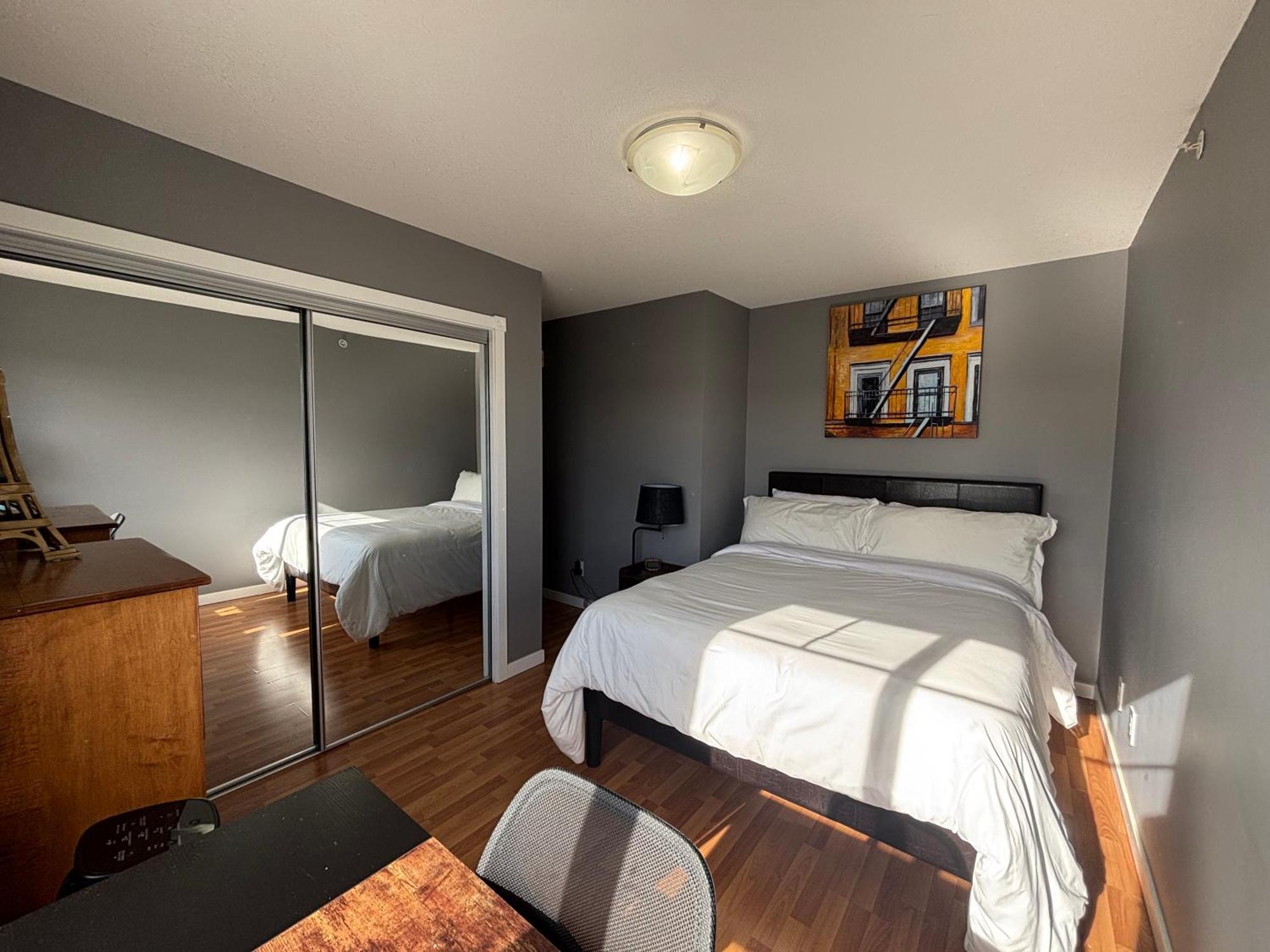 Top Floor Riverfront Condo With Stellar Sunsets! Fort Mcmurray Extérieur photo